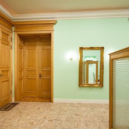 Old Riga 2 Bedroom Vecpilsetas Street Apartment Exterior foto